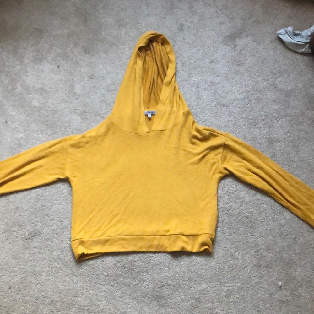 charlotte russe semi-cropped sweater/sweatshirt